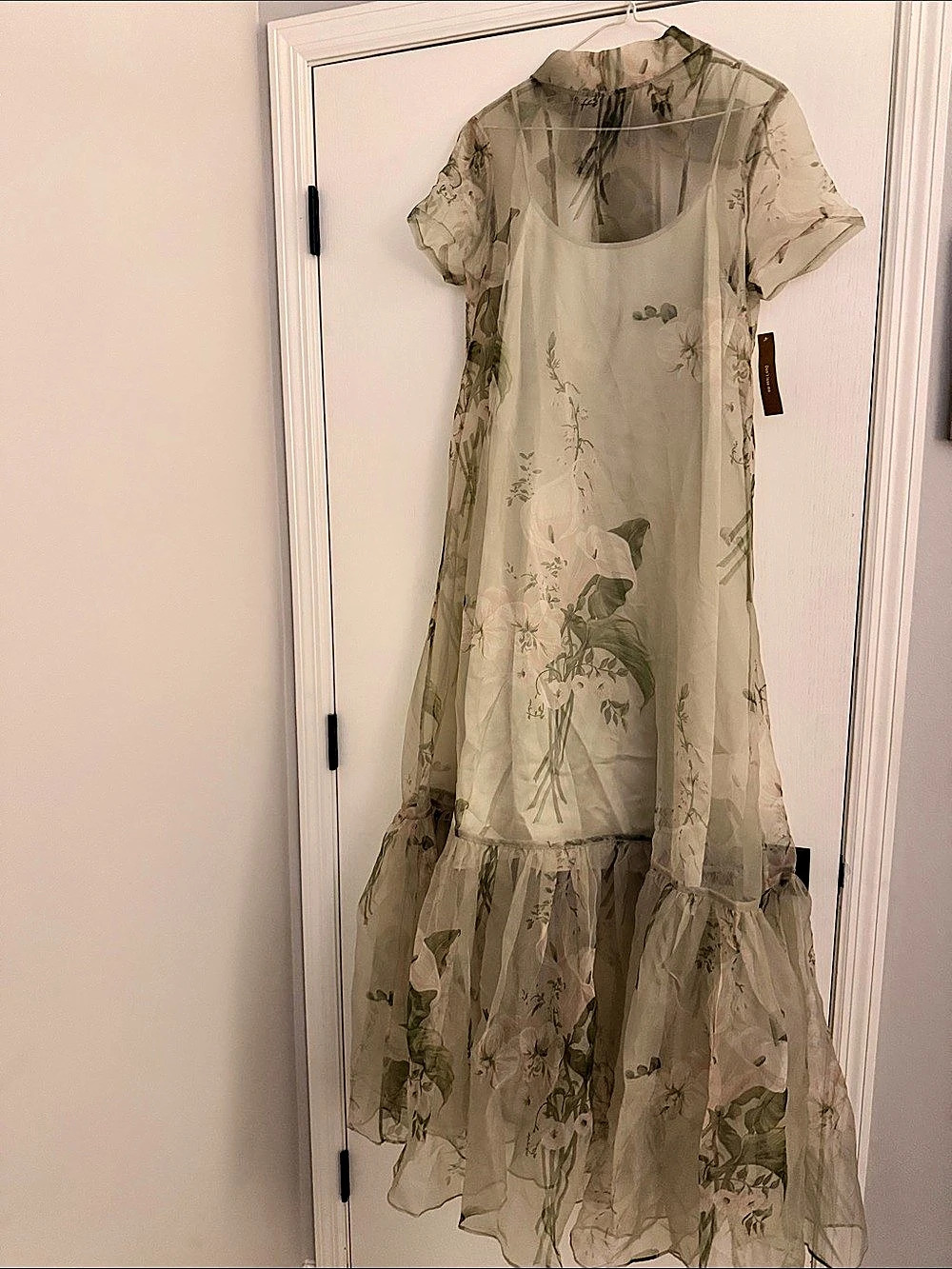 New with Tags FEW MODA Sheer Short-Sleeve Organza Maxi Dress Green & White